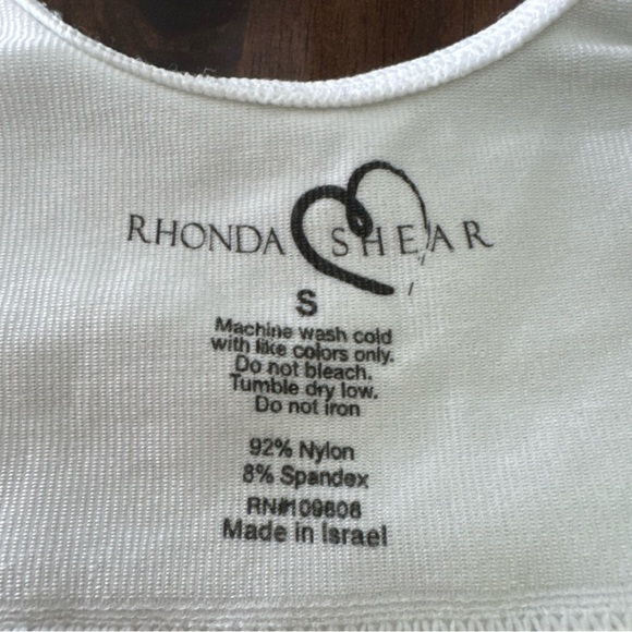 Rhonda Shear White Underwire Pullover Bra Smoothing Seamless Size Small - Picture 5 of 6